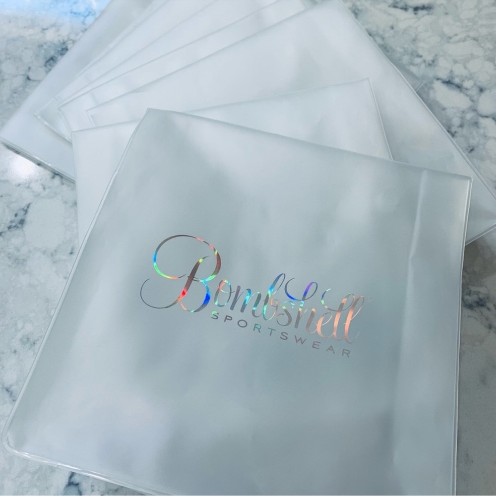 |Bombshell Sportswear| (2) Bags